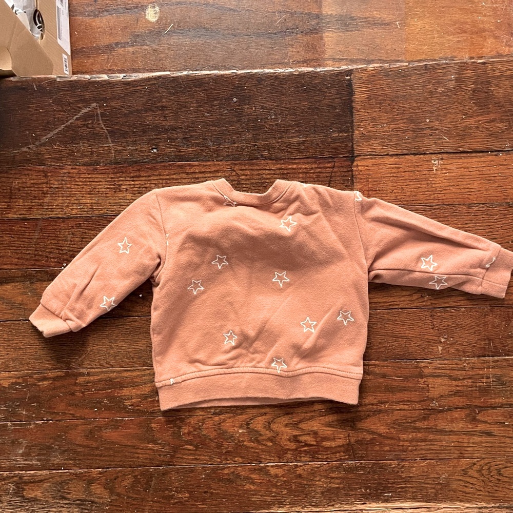 Quincy Mae Star Sweatshirt - Size 0-3 Months